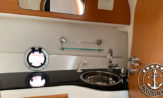 Lancha a venda Phantom 300 fabricado pela Schaefer Yachts com dois motores diesel 150HP barcos usados e seminovos