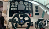 lancha a venda colunna 325 ano 2010 com dois motores Mercruiser Diesel com gerador barcos usados e seminovos
