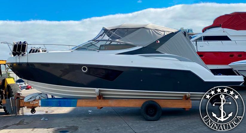 lancha a venda phantom 303 fabricada pelo estaleiro Schaefer Yachts barcos usados e seminovos