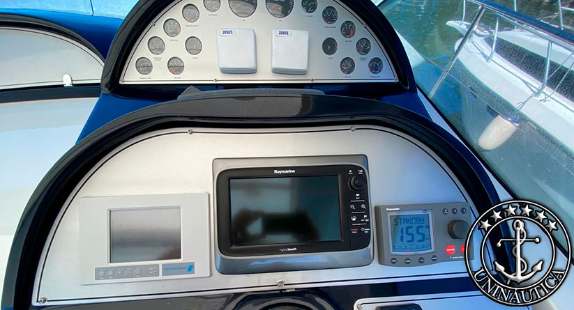 Lancha a venda Pershing 43 barcos usados e seminovos Ferretti