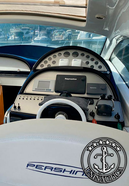 Lancha a venda Pershing 43 barcos usados e seminovos Ferretti