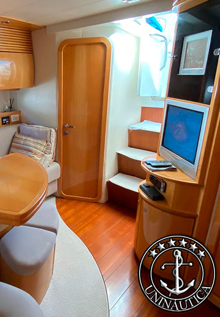 Lancha a venda Pershing 43 barcos usados e seminovos Ferretti