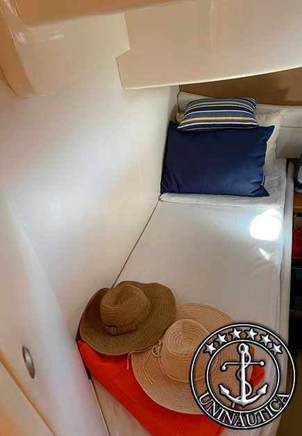 Lancha a venda Pershing 43 barcos usados e seminovos Ferretti