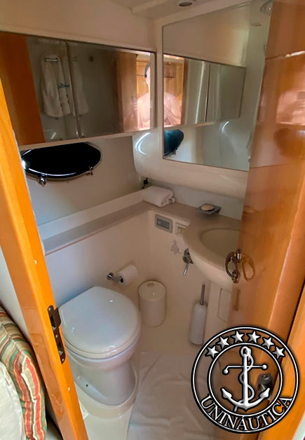 Lancha a venda Pershing 43 barcos usados e seminovos Ferretti