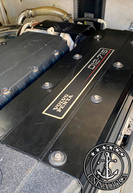 Lancha a venda Pershing 43 barcos usados e seminovos Ferretti