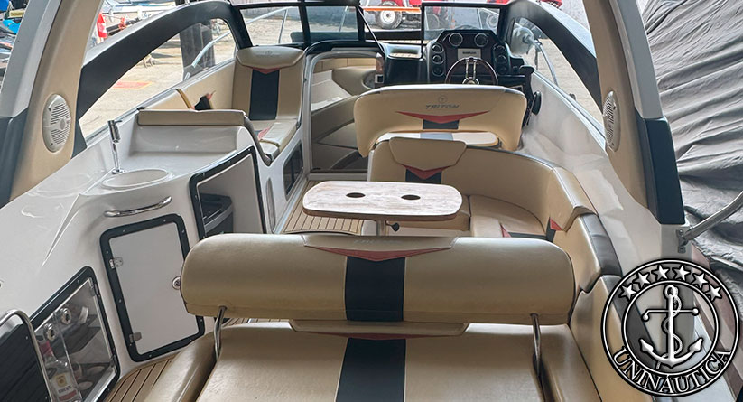 lancha a venda Triton 300 barcos usados e a venda