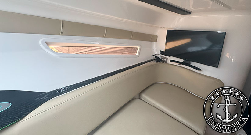 lancha a venda Triton 300 barcos usados e a venda