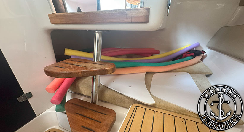 lancha a venda Triton 300 barcos usados e a venda